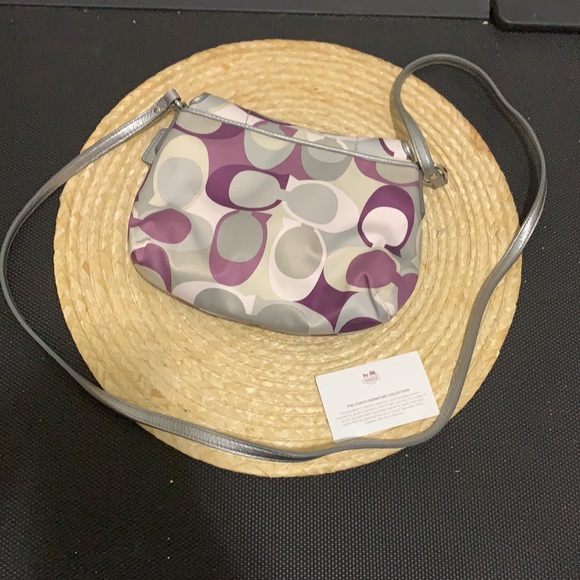 Coach Limited Edition  Minimalist Mini Monogram Signature Cross Body Bag - Picture 5 of 13